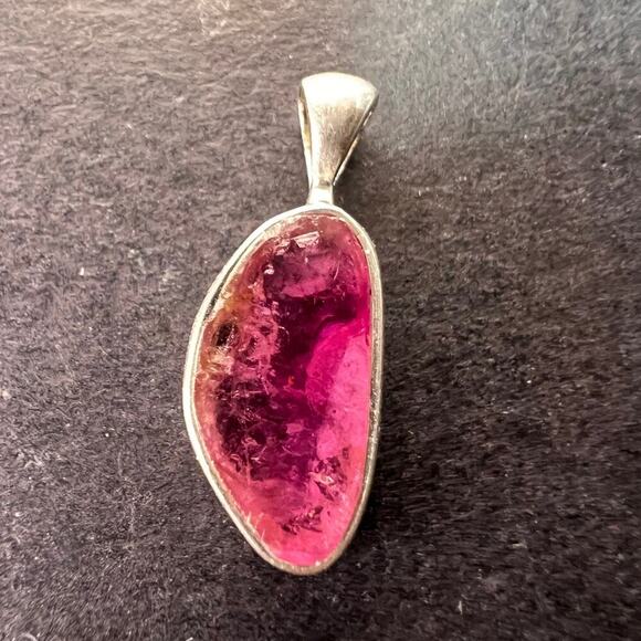 NEW Pink tourmaline sterling silver pendant 1.28 gram - Picture 1 of 11